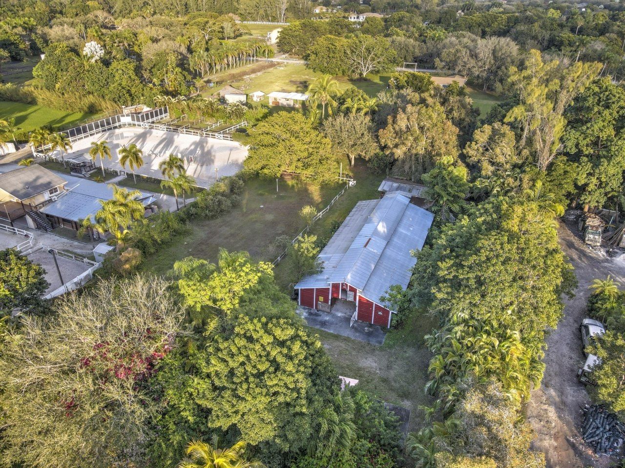 6402 SW 185th Way, Southwest Ranches, FL 33332 Photo