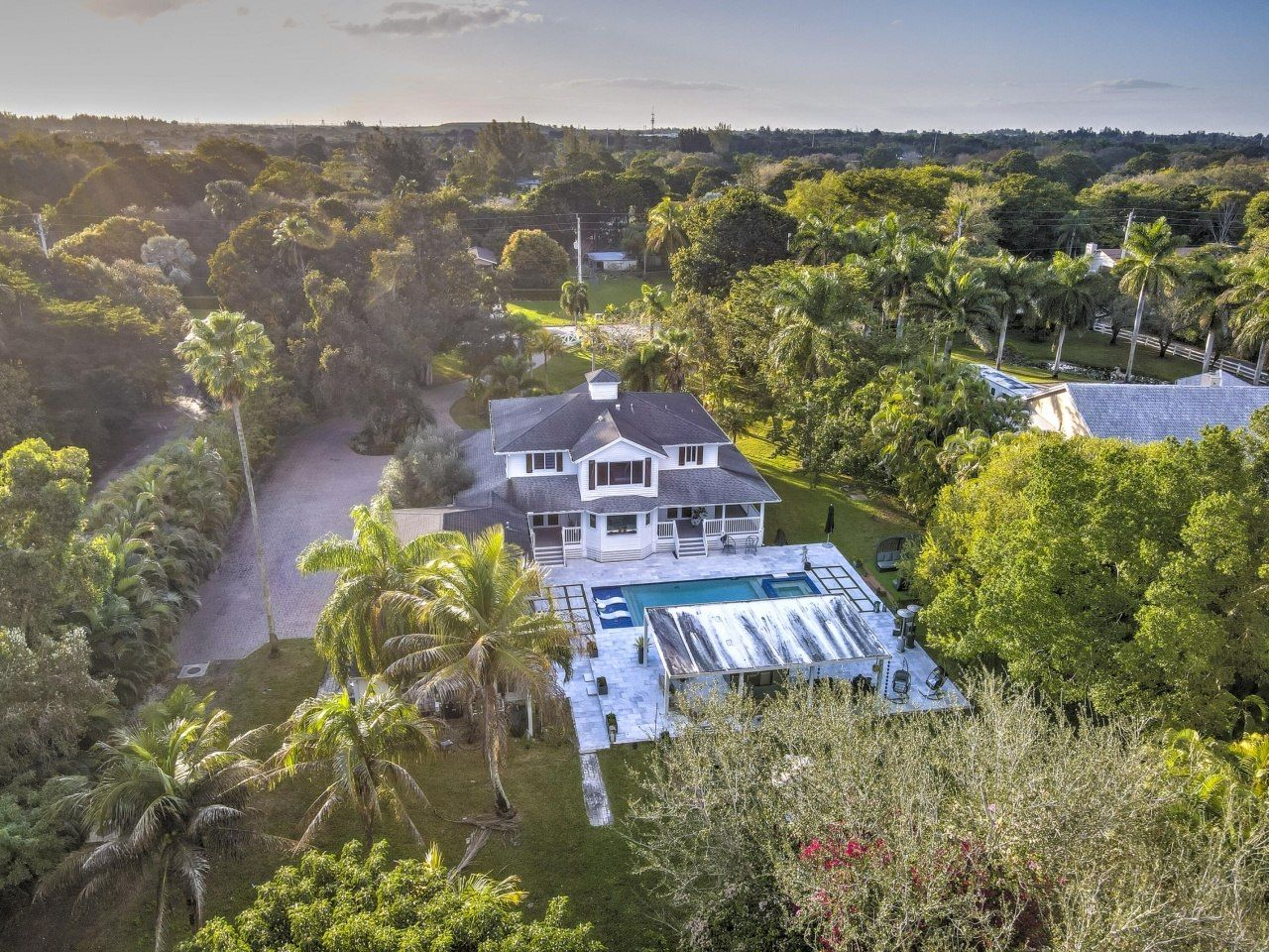 6402 SW 185th Way, Southwest Ranches, FL 33332 Photo