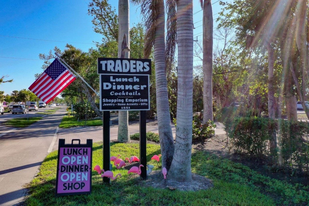 1551 Periwinkle Way, Sanibel, FL 33957 Photo