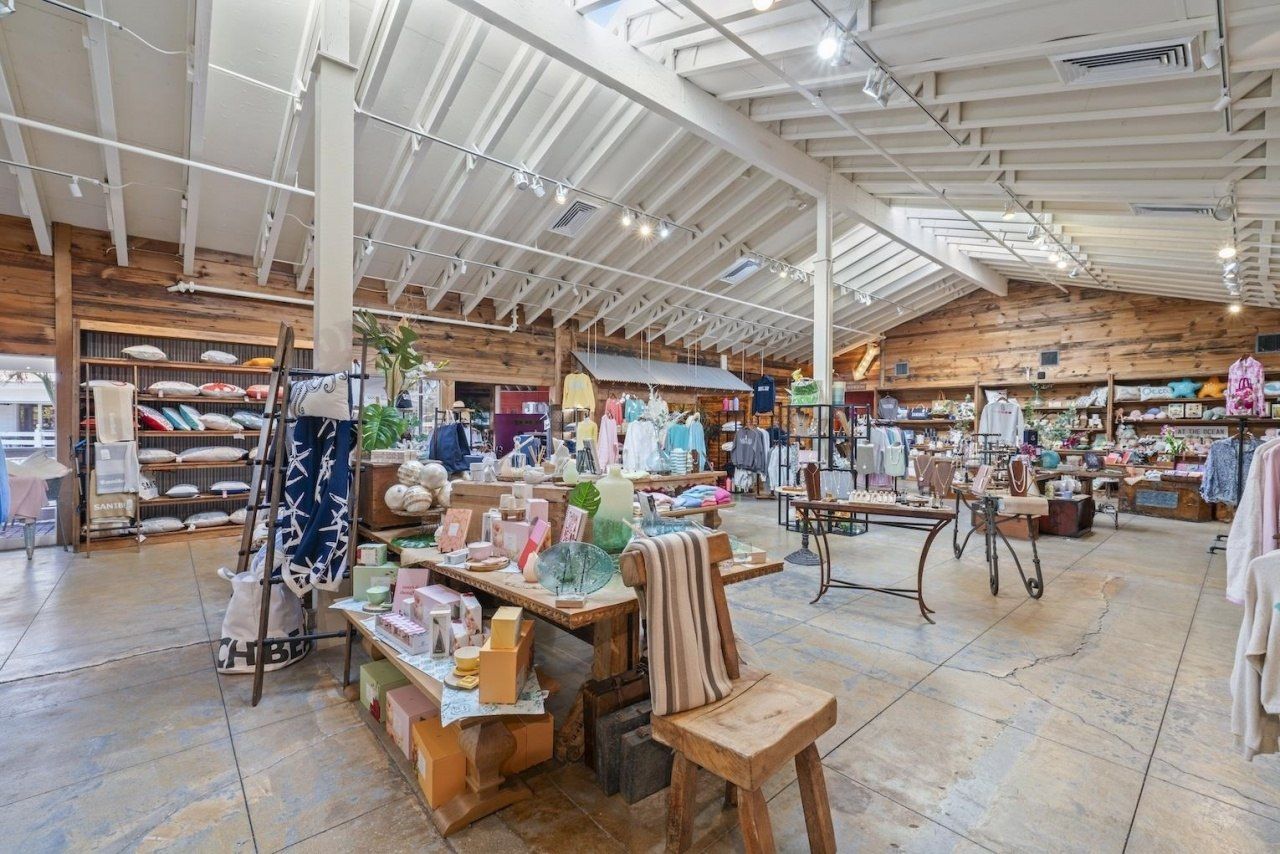 1551 Periwinkle Way, Sanibel, FL 33957 Photo