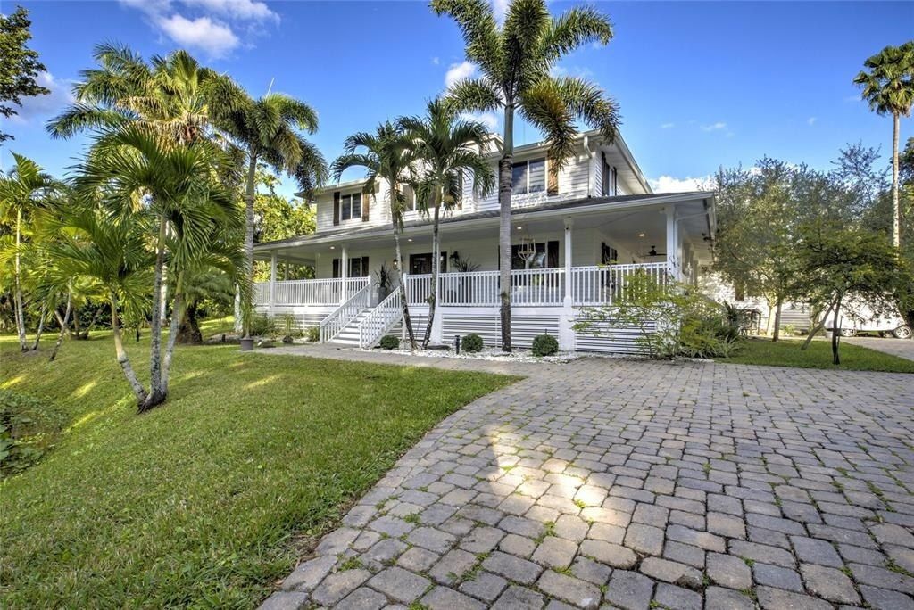 6402 SW 185th Way, Southwest Ranches, FL 33332 Photo