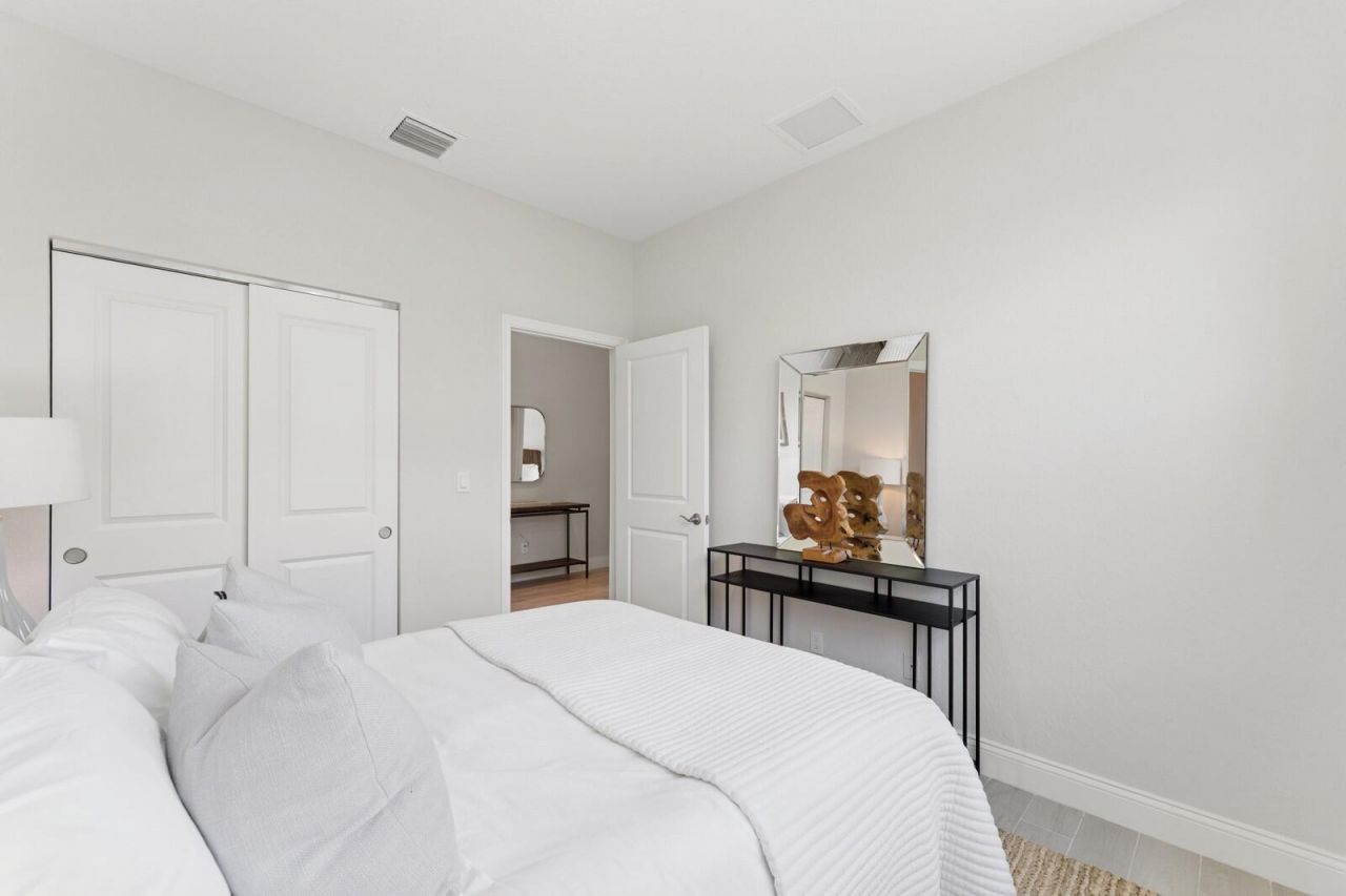 10443 NW Dreamweaver Road, Unit 8, Port Saint Lucie, FL 34987 Photo