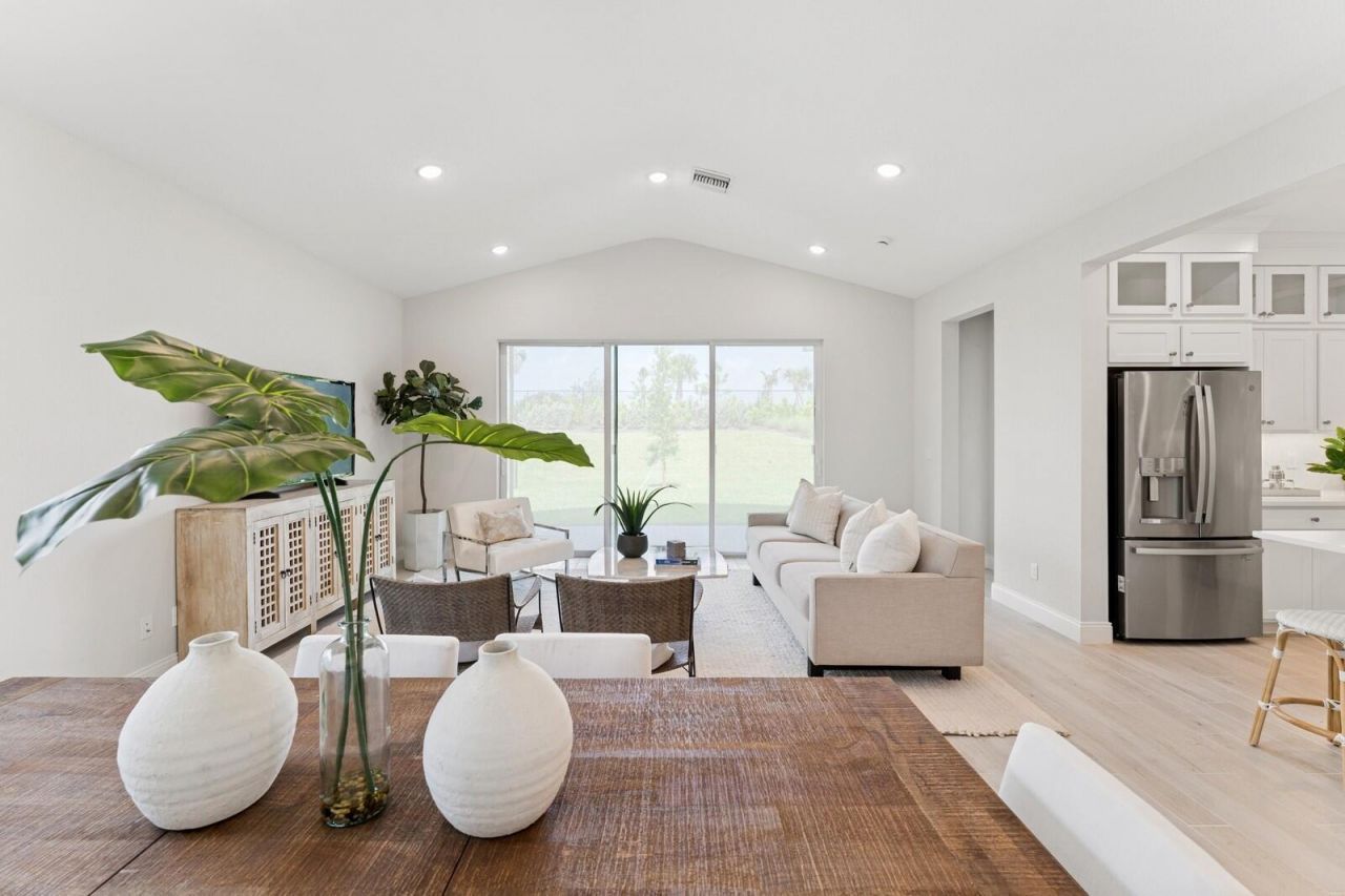 10443 NW Dreamweaver Road, Unit 8, Port Saint Lucie, FL 34987 Photo