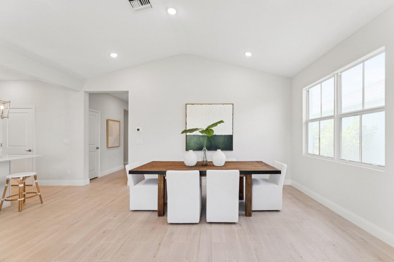 10443 NW Dreamweaver Road, Unit 8, Port Saint Lucie, FL 34987 Photo