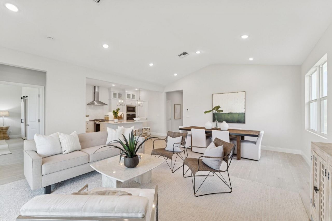 10443 NW Dreamweaver Road, Unit 8, Port Saint Lucie, FL 34987 Photo