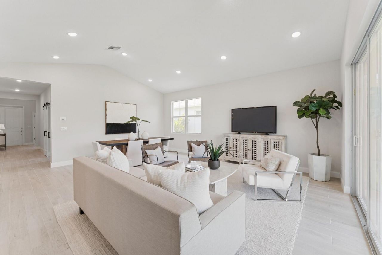 10443 NW Dreamweaver Road, Unit 8, Port Saint Lucie, FL 34987 Photo