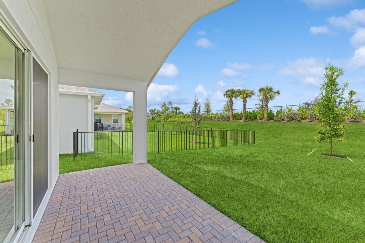 10443 NW Dreamweaver Road, Unit 8, Port Saint Lucie, FL 34987 Photo