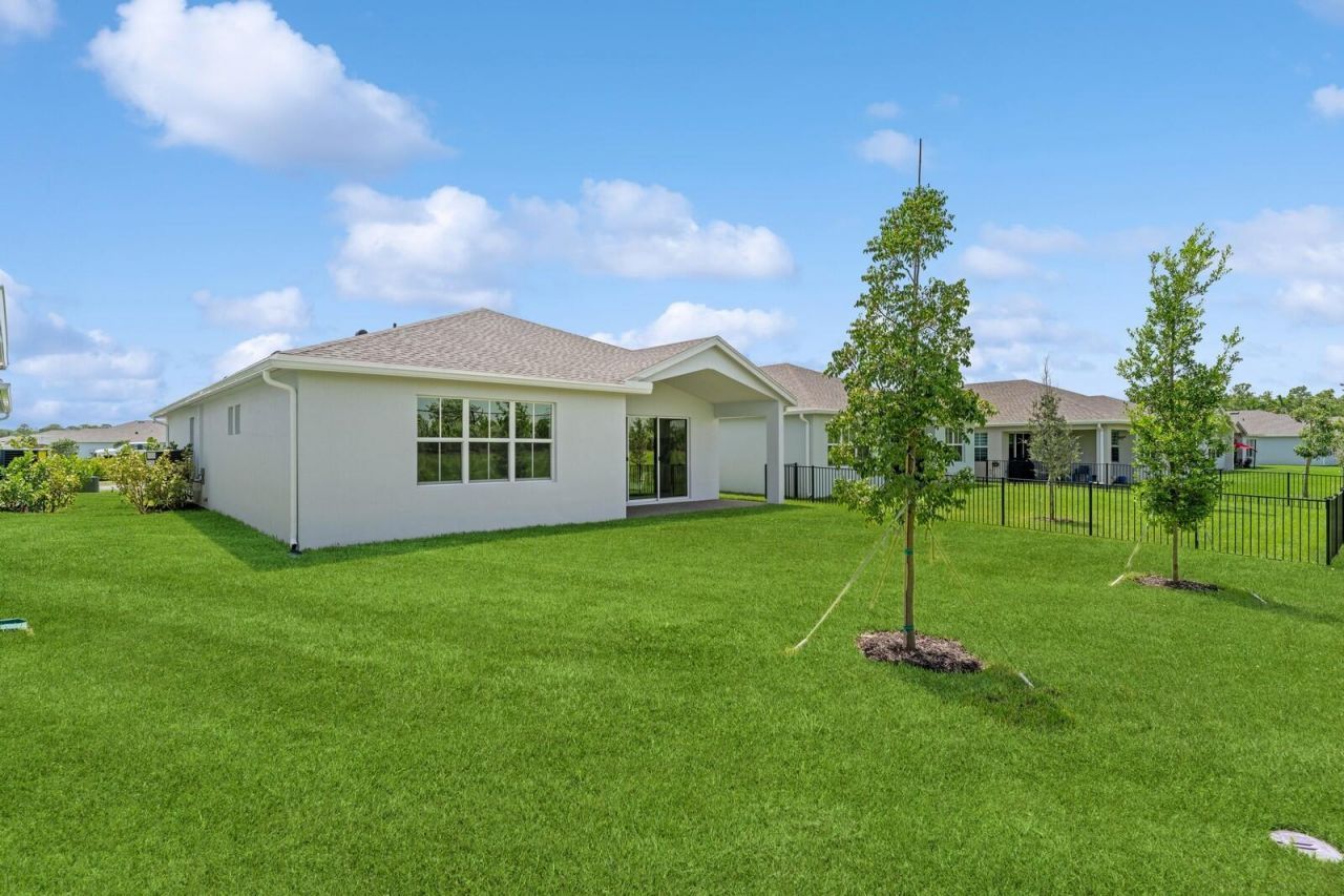 10443 NW Dreamweaver Road, Unit 8, Port Saint Lucie, FL 34987 Photo