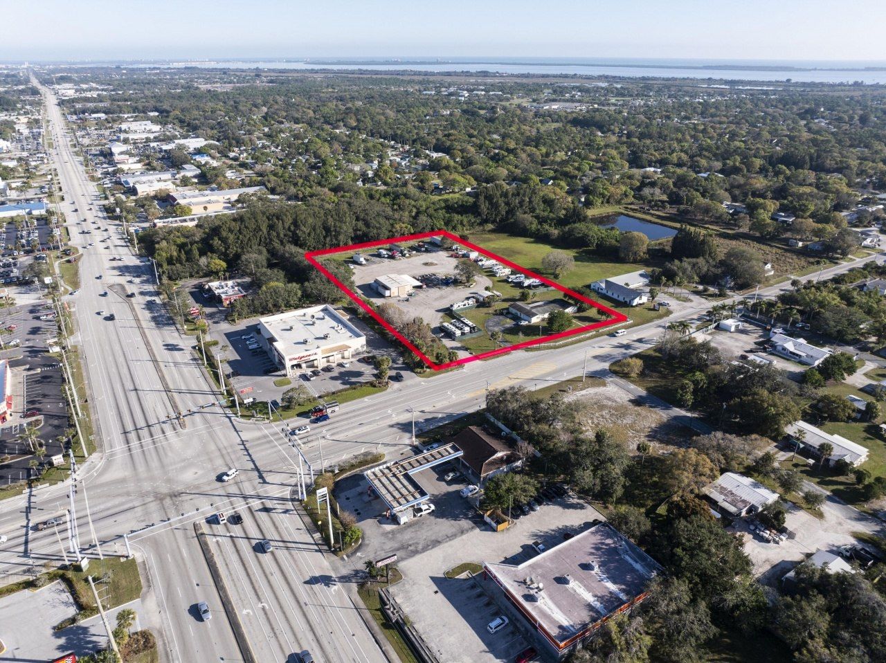 392 E Midway Road, Fort Pierce, FL 34982 Photo