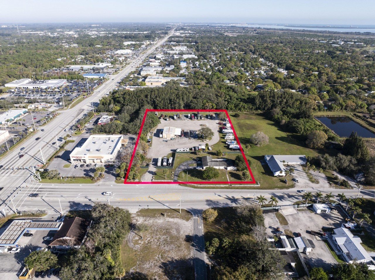 392 E Midway Road, Fort Pierce, FL 34982 Photo