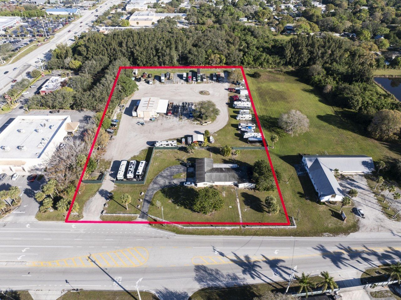 392 E Midway Road, Fort Pierce, FL 34982 Photo