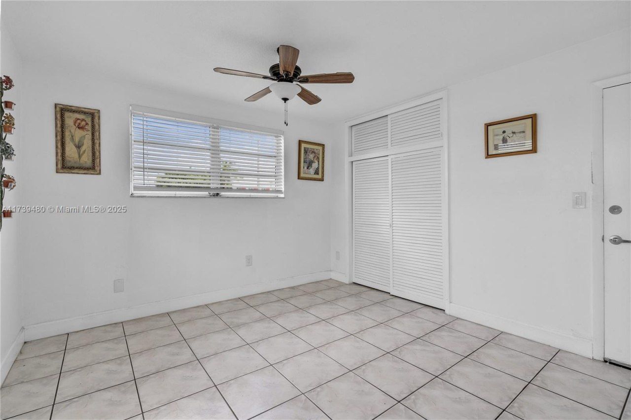 16801 NE 13th Ave, Unit 101, Miami, FL 33162 Photo