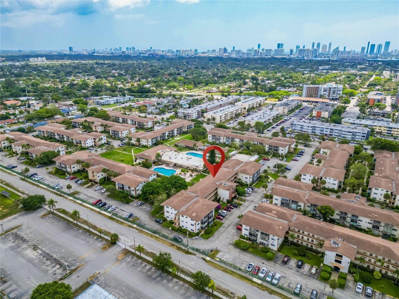 16801 NE 13th Ave, Unit 101, Miami, FL 33162 Photo