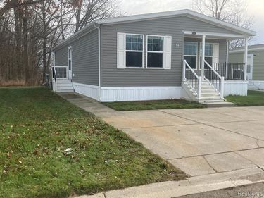 510 Sky View, Morrice Vlg, MI 48857