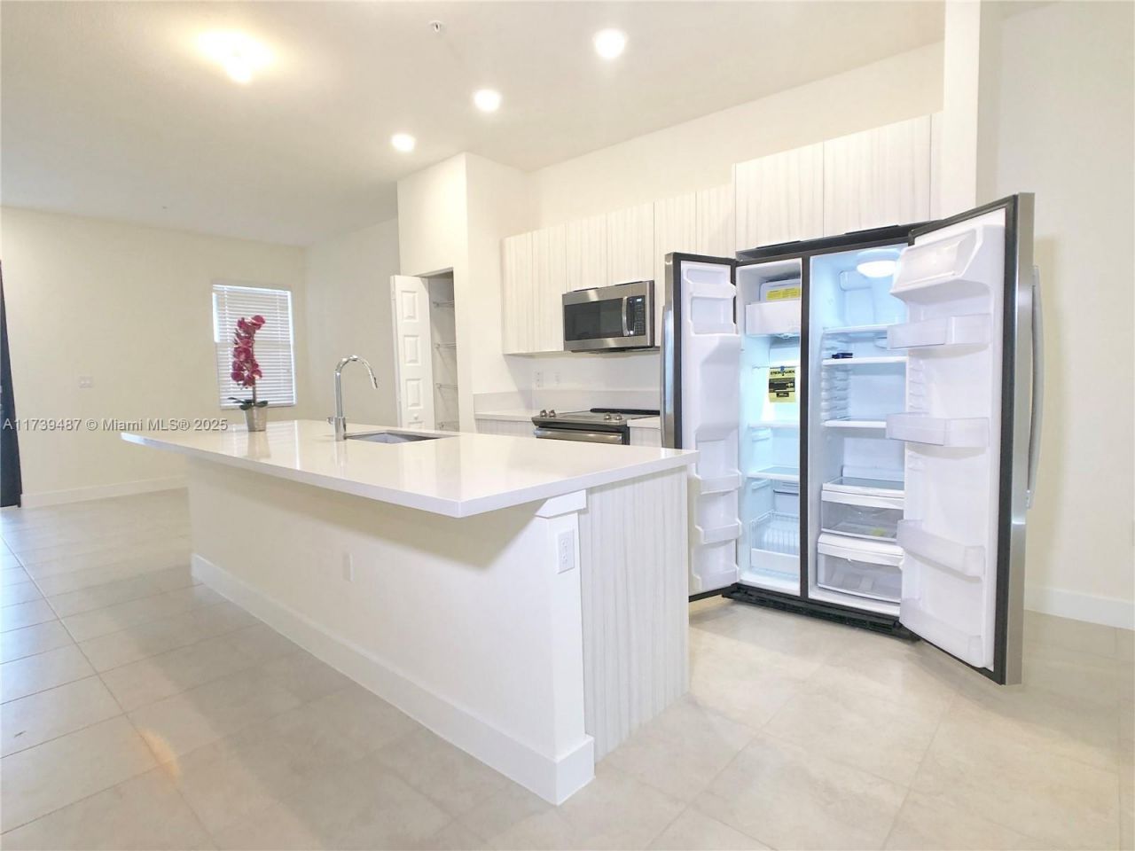 7925 NW 104th Ave, Unit 25, Doral, FL 33178 Photo