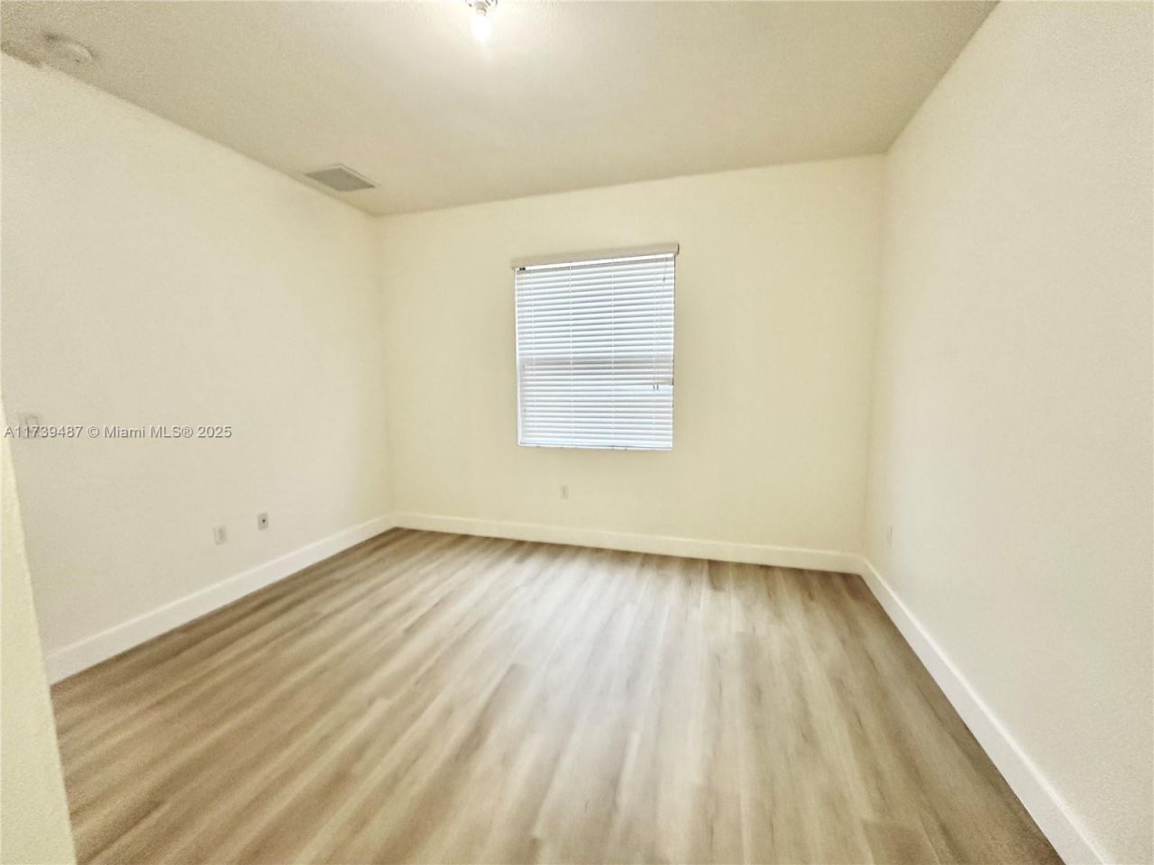 7925 NW 104th Ave, Unit 25, Doral, FL 33178 Photo