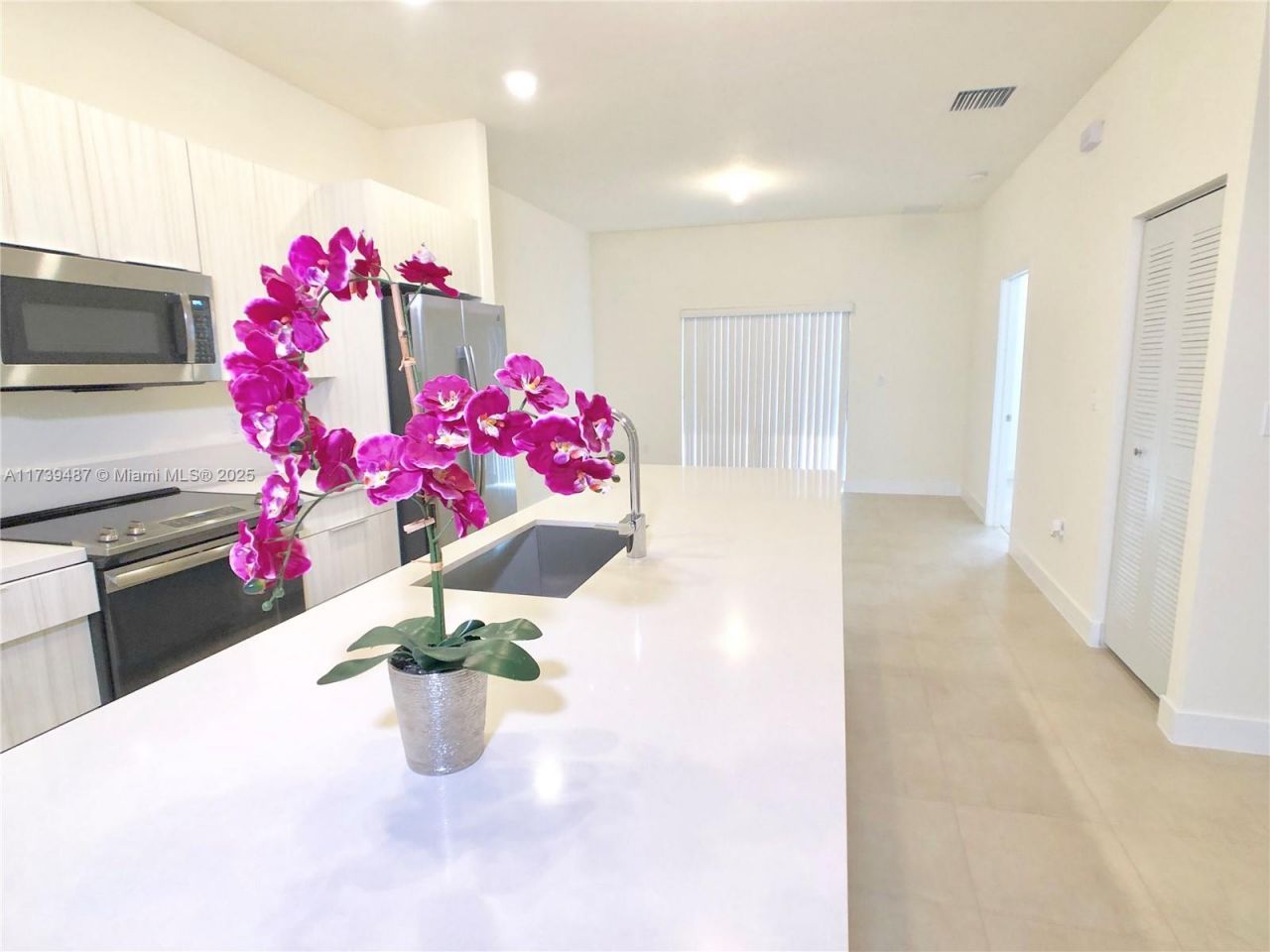 7925 NW 104th Ave, Unit 25, Doral, FL 33178 Photo