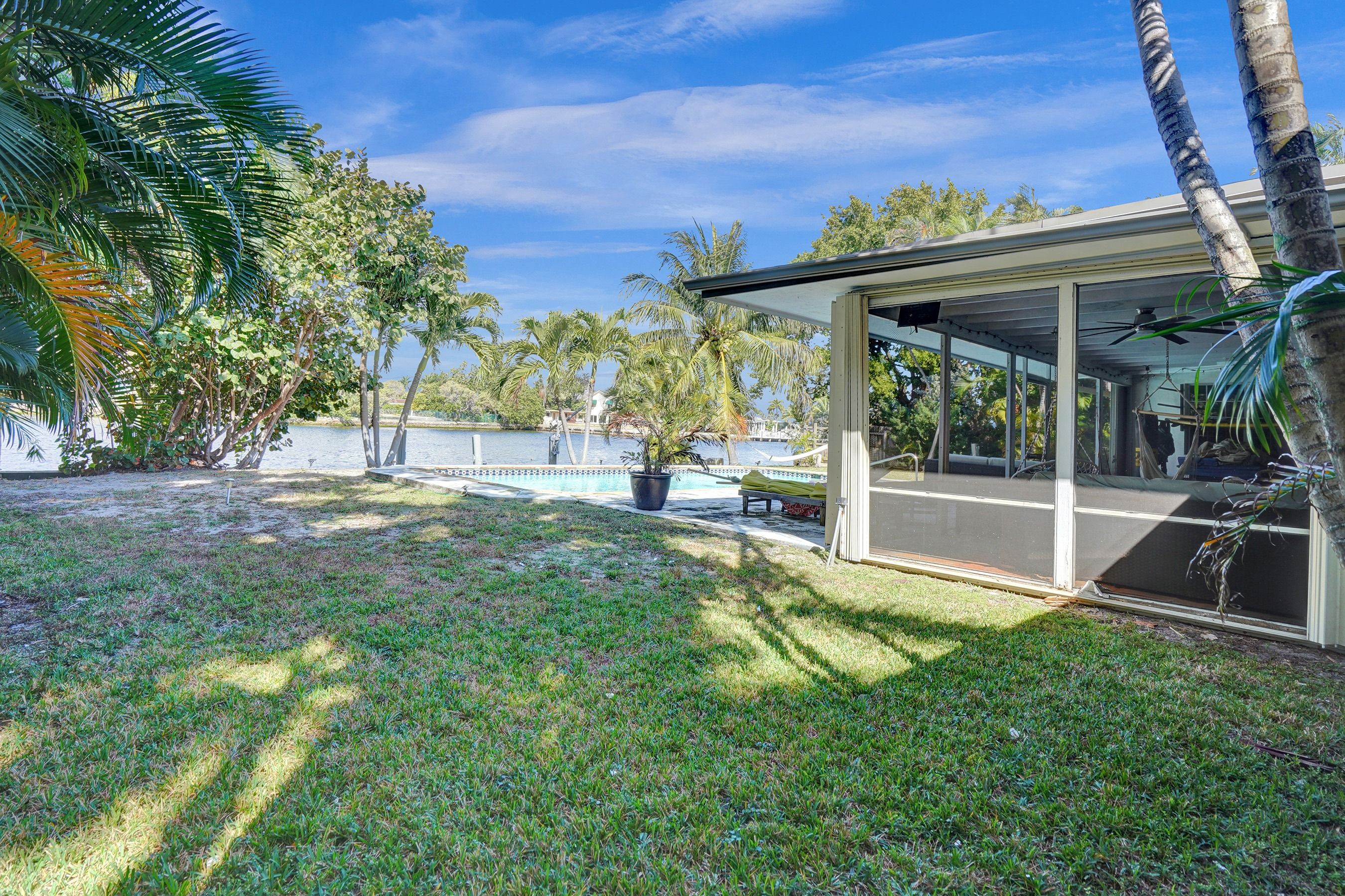 1325 Middle River Dr, Fort Lauderdale, FL 33304 Photo