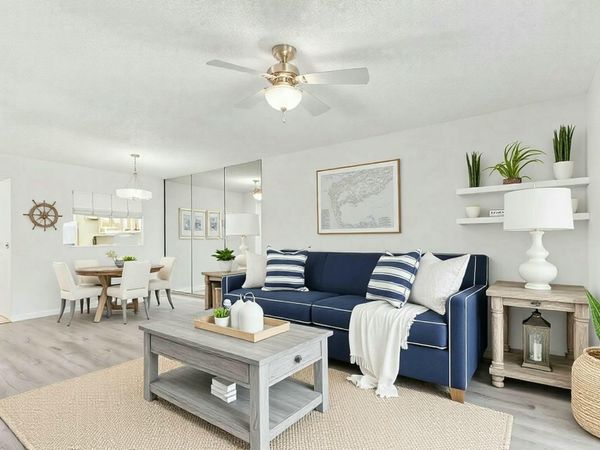 7185 Golf Colony Court, Unit 206, Lake Worth, FL 33467