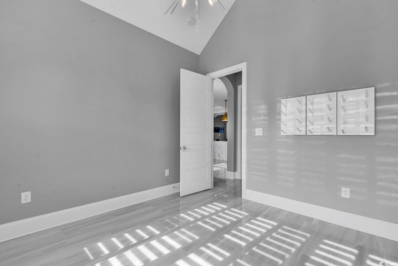 5960 Bolsena Place Photo 19