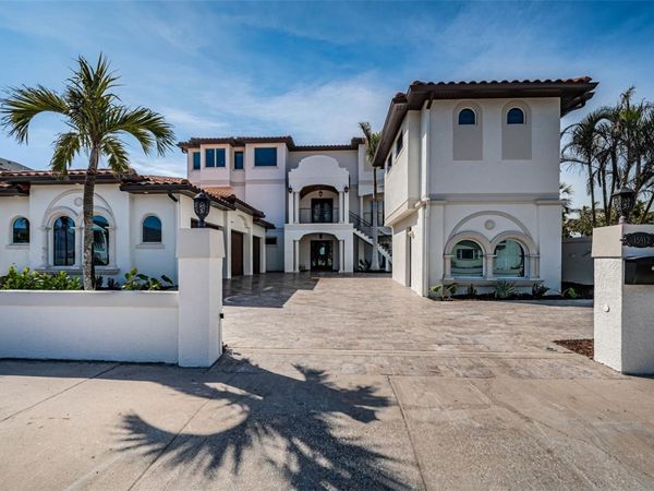 15912 GULF BOULEVARD, REDINGTON BEACH, FL 33708