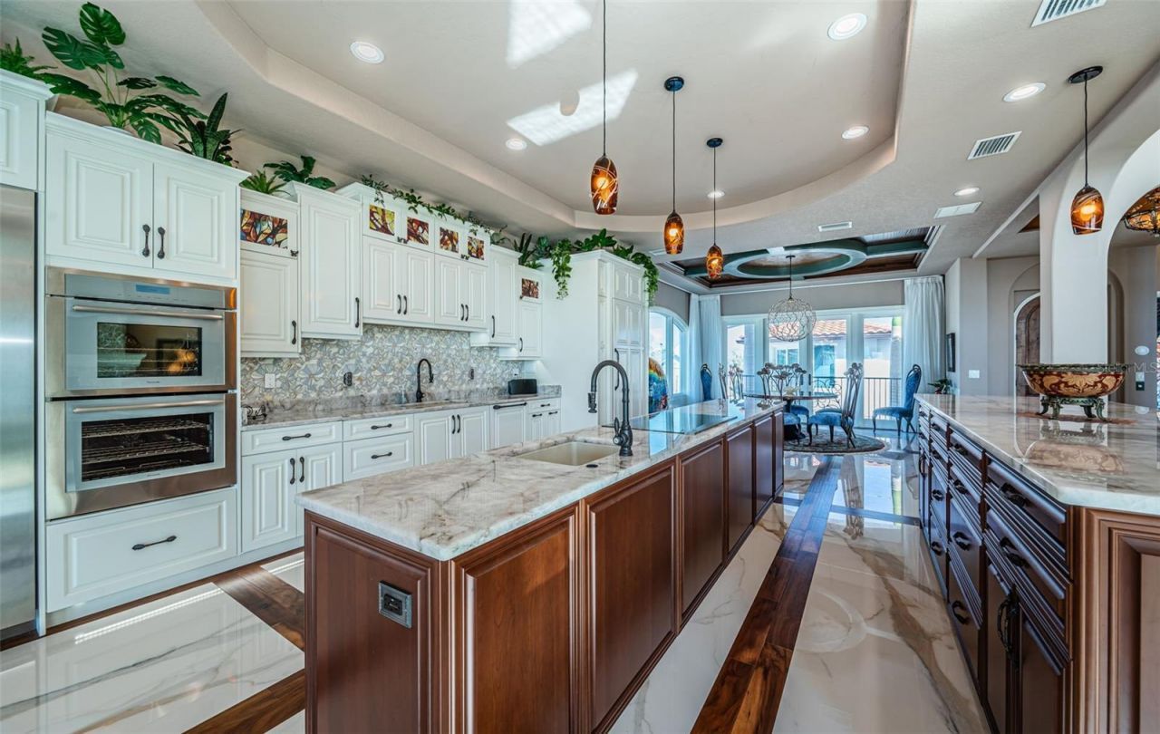 15912 Gulf Boulevard, Redington Beach, FL 33708 Photo