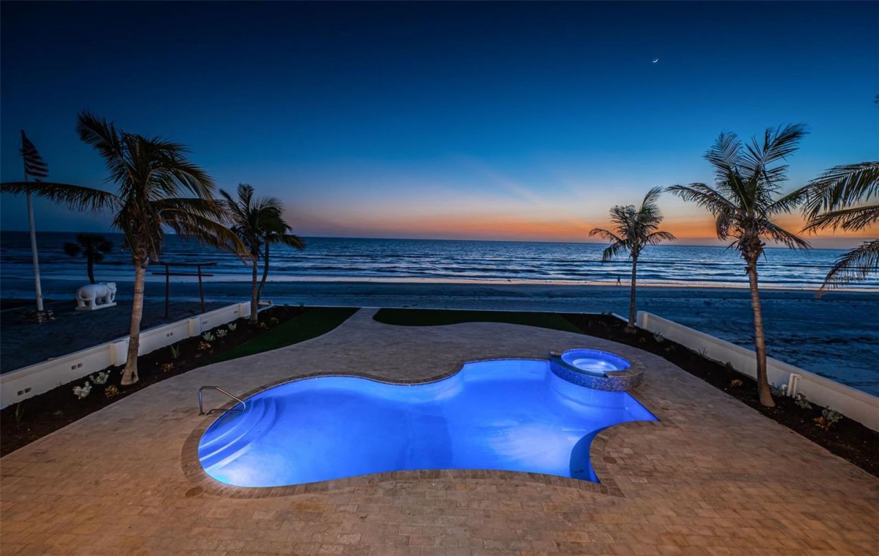 15912 Gulf Boulevard, Redington Beach, FL 33708 Photo