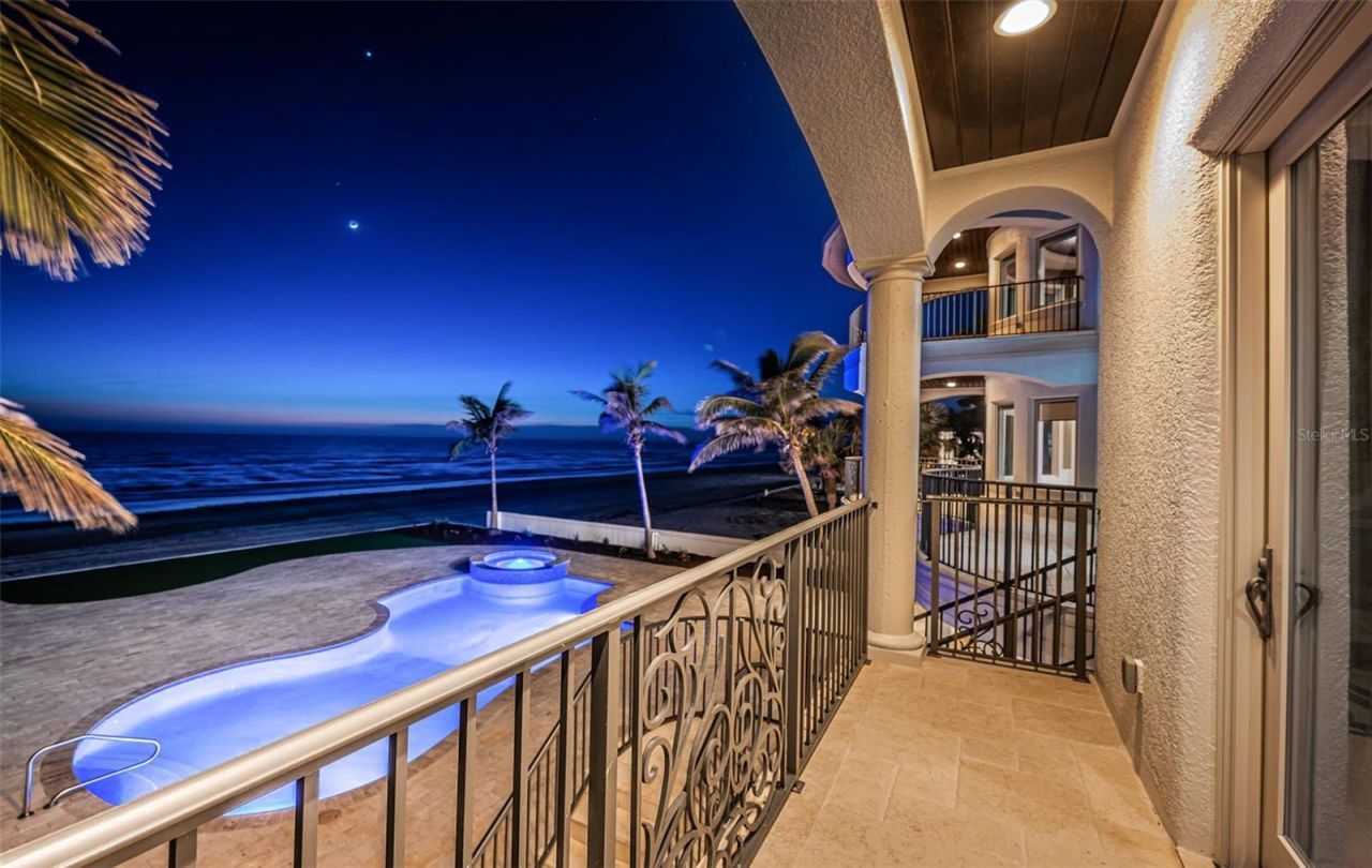 15912 Gulf Boulevard, Redington Beach, FL 33708 Photo