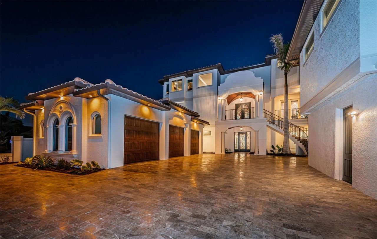 15912 Gulf Boulevard, Redington Beach, FL 33708 Photo