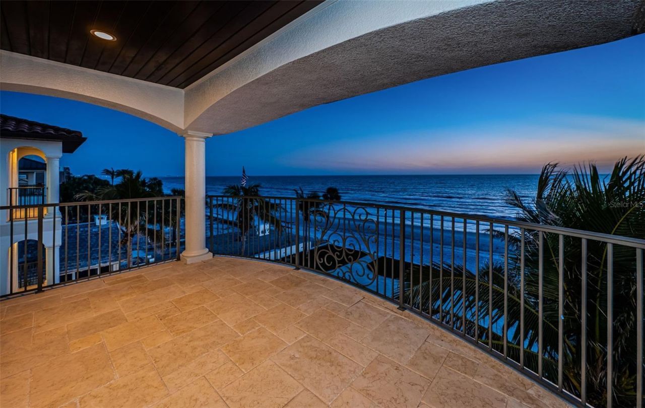15912 Gulf Boulevard, Redington Beach, FL 33708 Photo