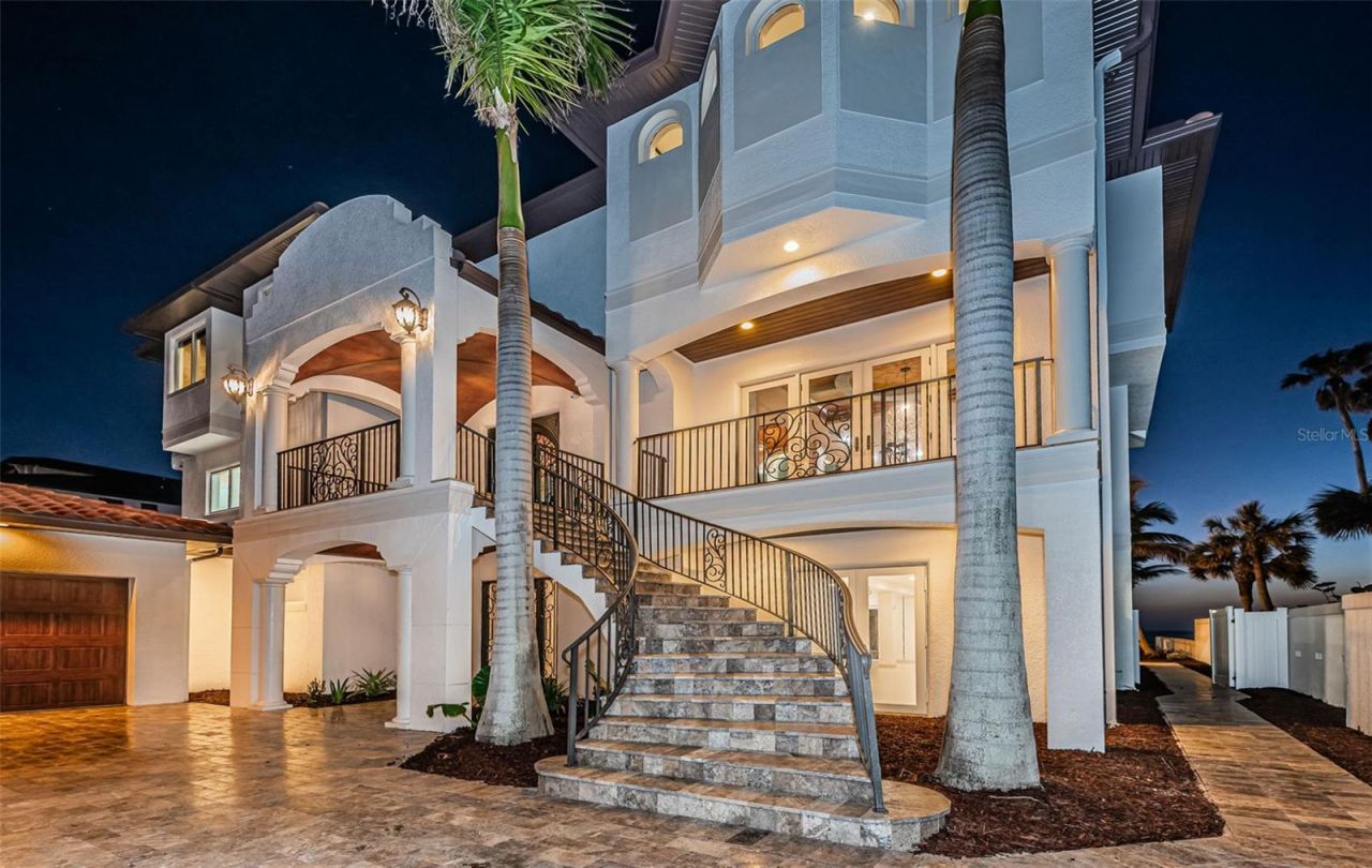 15912 Gulf Boulevard, Redington Beach, FL 33708 Photo