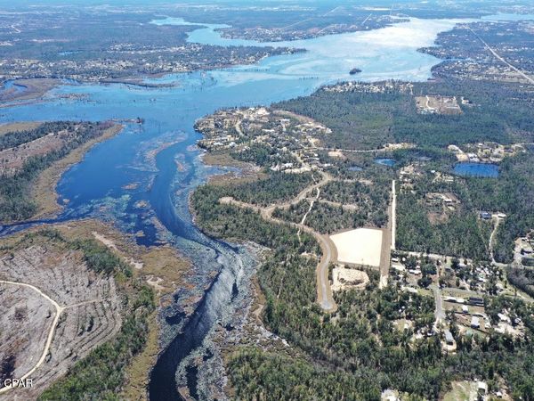 9904 Summer Creek Drive, Southport, FL 32409