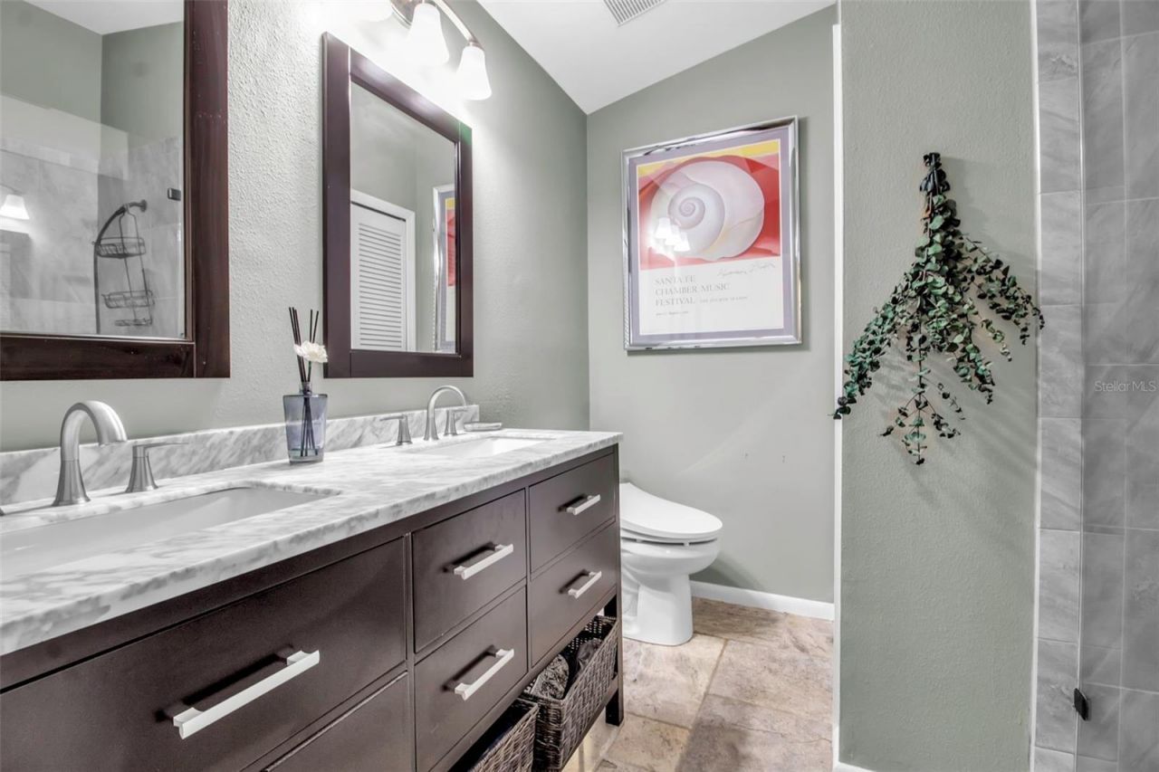 5232 White Sand Circle Ne, Saint Petersburg, FL 33703 Photo