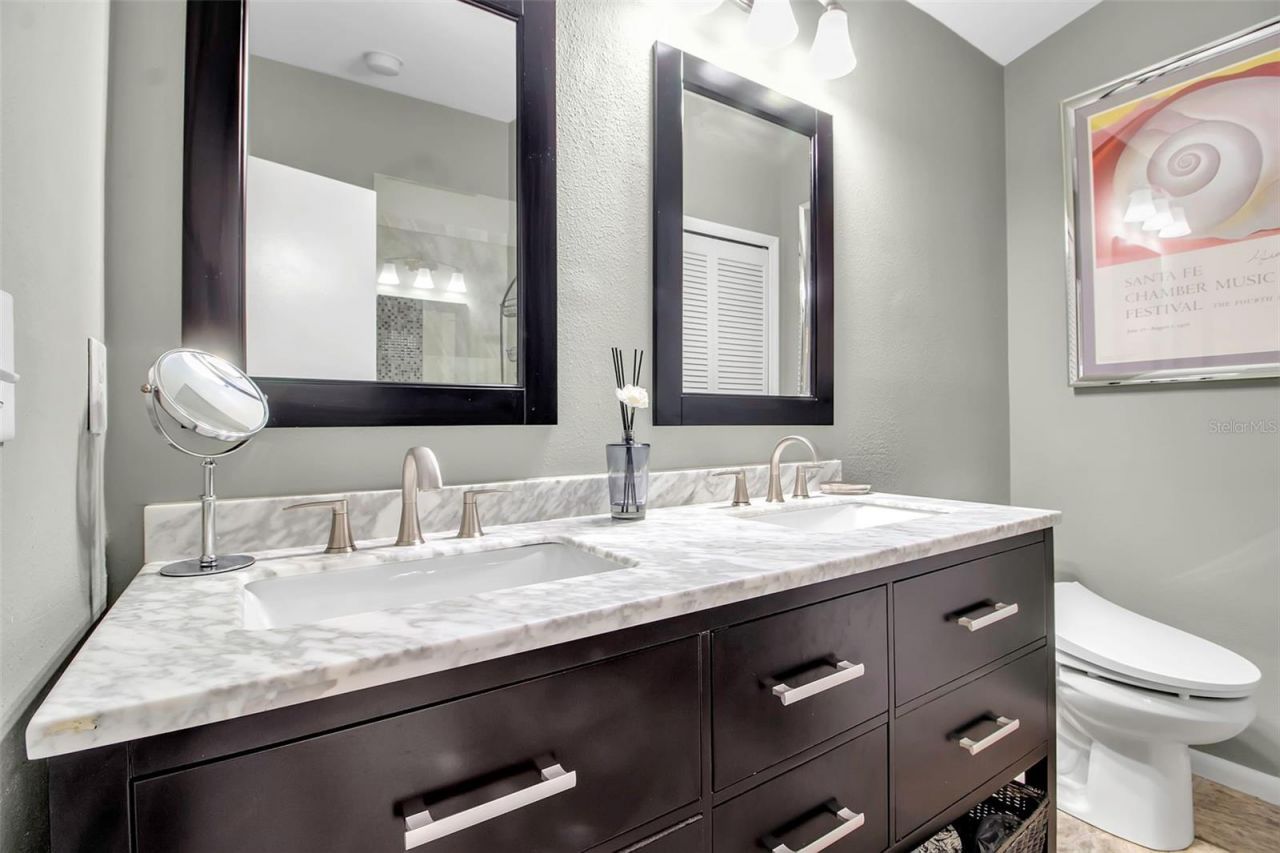 5232 White Sand Circle Ne, Saint Petersburg, FL 33703 Photo