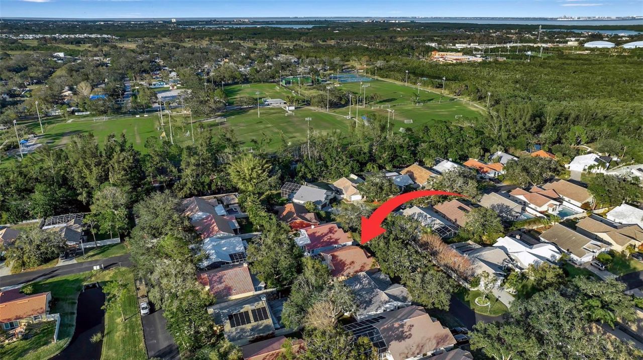 5232 White Sand Circle Ne, Saint Petersburg, FL 33703 Photo