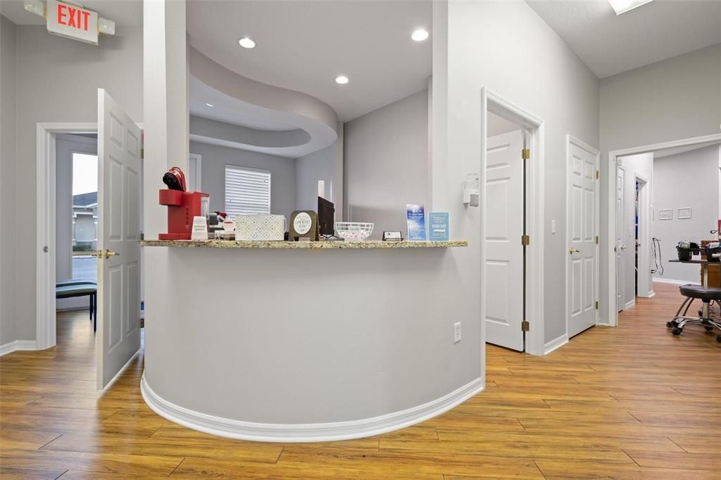 17929 Hunting Bow Circle, Unit 101 & 102, Lutz, FL 33558 Photo