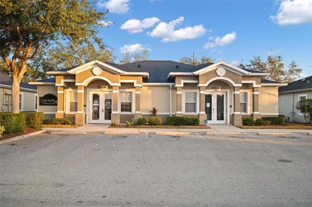 17929 Hunting Bow Circle, Unit 101 & 102, Lutz, FL 33558 Photo