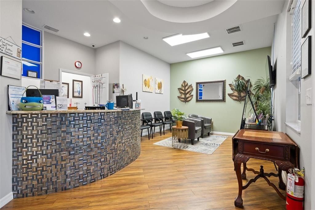 17929 Hunting Bow Circle, Unit 101 & 102, Lutz, FL 33558 Photo