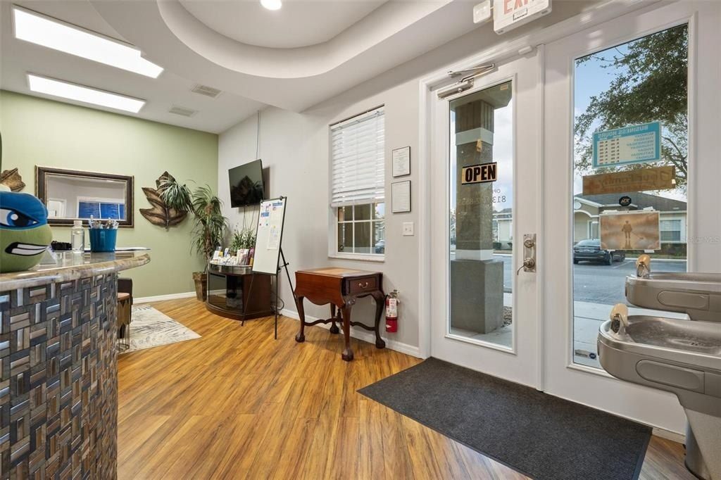 17929 Hunting Bow Circle, Unit 101 & 102, Lutz, FL 33558 Photo