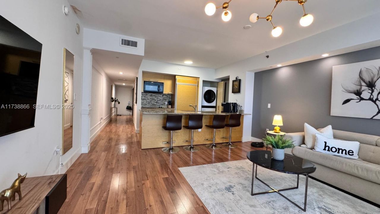 1830 S Ocean Dr, Unit 2209, Hallandale Beach, FL 33009 Photo