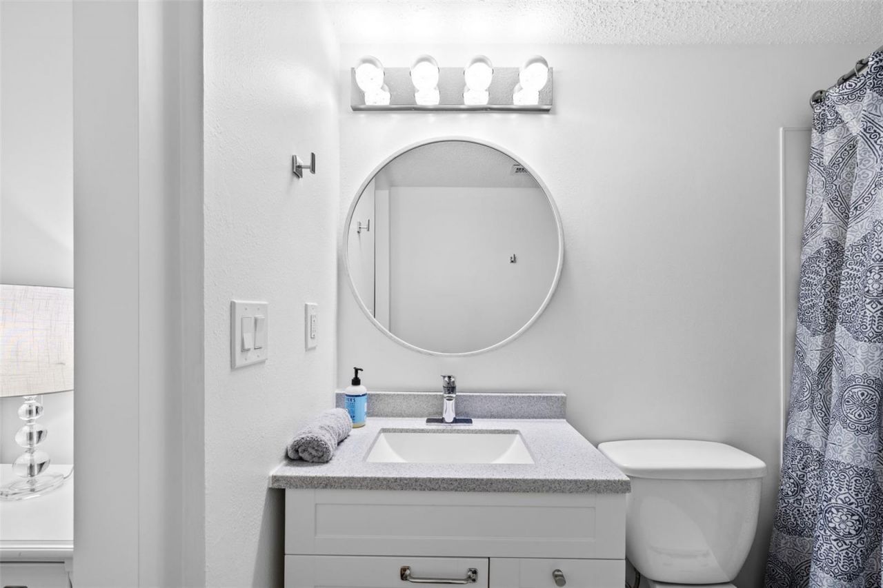 4126 Heron Way, Unit B113, Bradenton, FL 34205 Photo