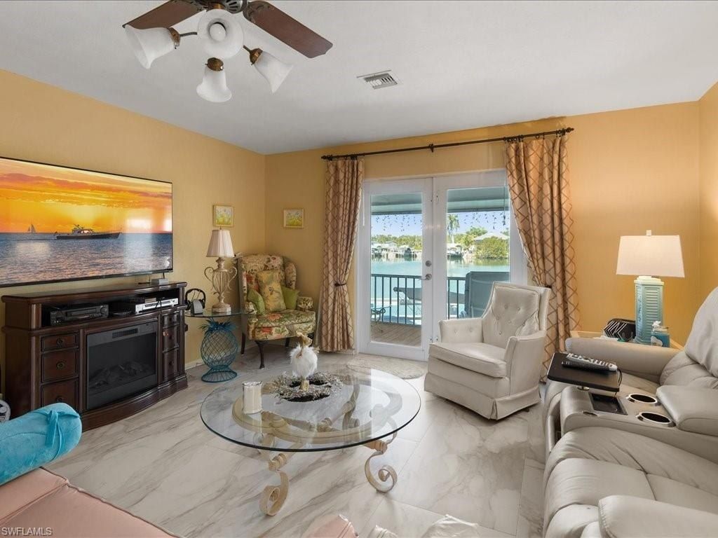 565 Coconut Ave, Goodland, FL 34140 Photo