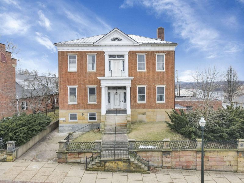 154 E Main Street, Lancaster, OH 43130 Photo 1