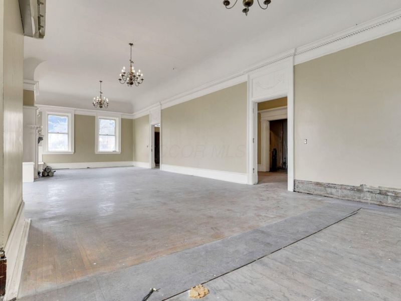 154 E Main Street, Lancaster, OH 43130 Photo 12