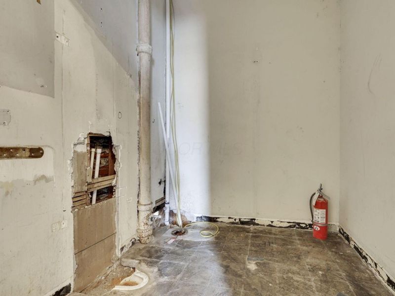 154 E Main Street, Lancaster, OH 43130 Photo 17