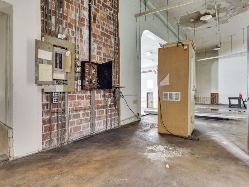 154 E Main Street, Lancaster, OH 43130 Photo 26