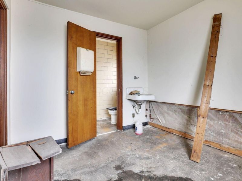 154 E Main Street, Lancaster, OH 43130 Photo 27