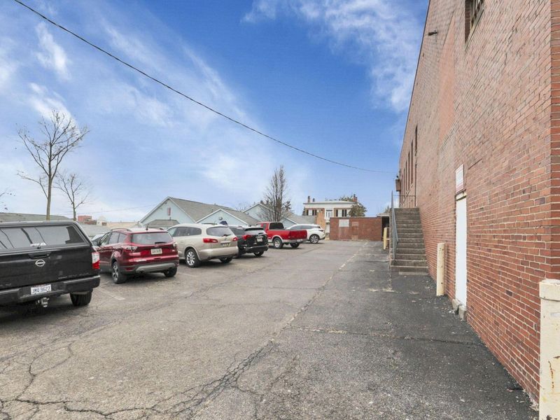 154 E Main Street, Lancaster, OH 43130 Photo 92