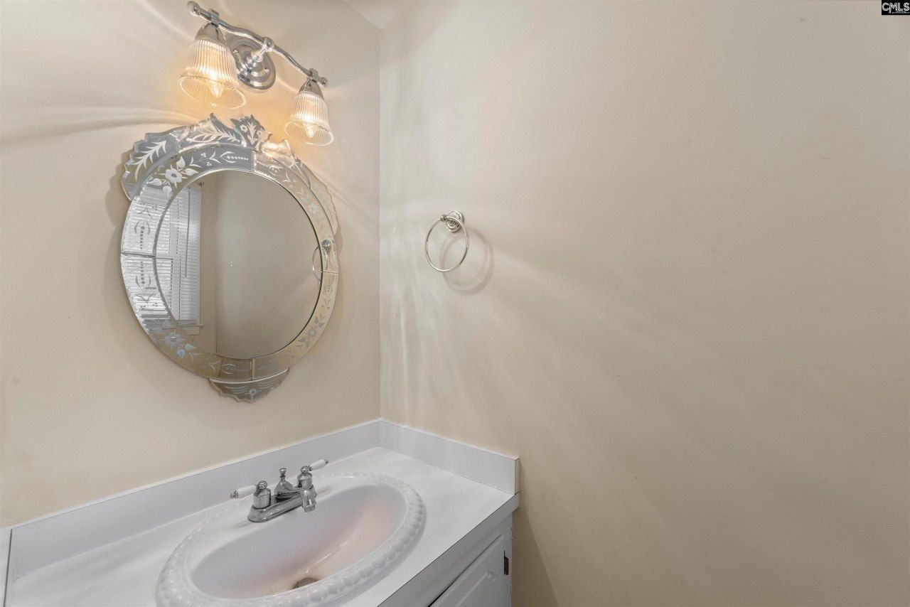 129 Village Walk Photo 16