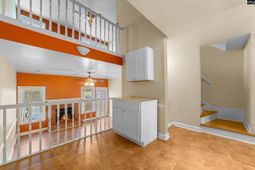 129 Village Walk photo 4